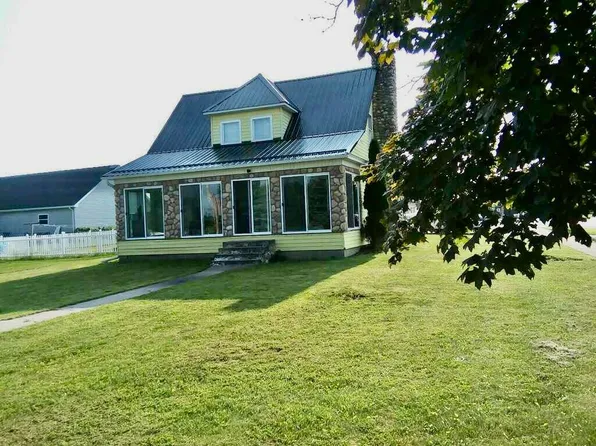 3611 Main St, Onaway, MI 49765