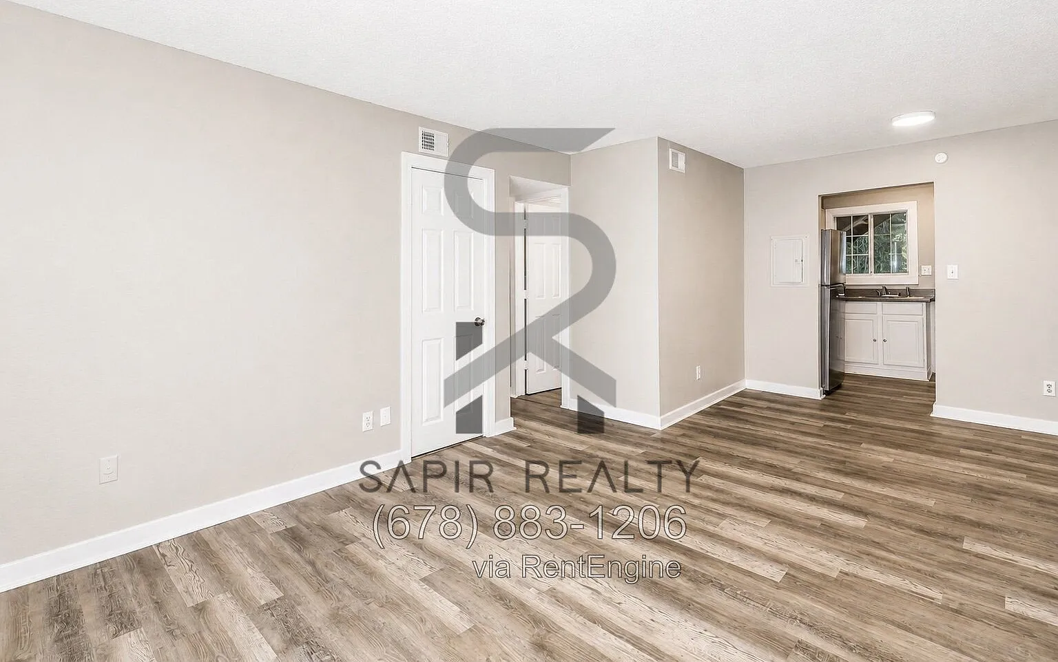 2 bed, 1.5 bath, 760 sqft, $950 — Photo 2