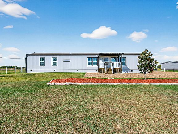 3rd image of 805 Williams Rd