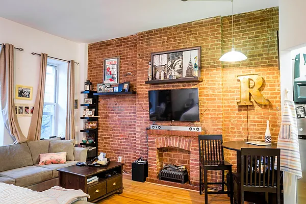 Rented by Smart City Real Estate LLC | media 7