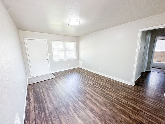 5th image of 836 N Markwell Ave