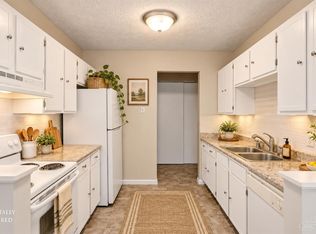 2057 Woodtrail Dr APT 86, Fairfield, OH 45014