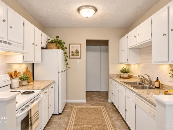 2057 Woodtrail Dr APT 86, Fairfield, OH 45014