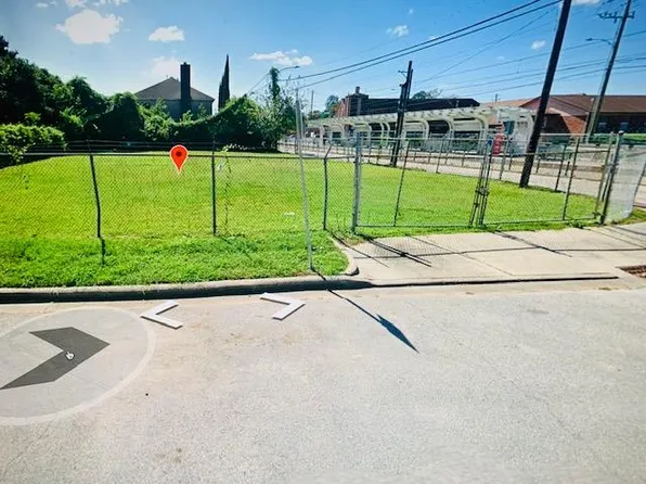 5316 Fulton St, Houston, TX 77009