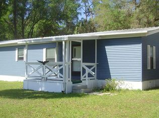 186 N Hawthorne Dr, Inglis, FL 34449