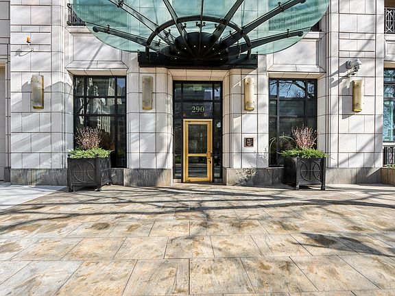 2nd image of 840 N Lake Shore Dr APT 2001