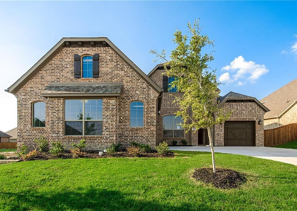 1st image of 934 Colby Bluff Dr