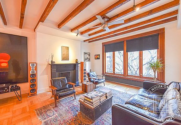 2nd image of 112 Waverly Pl #Penthouse