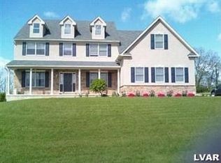 3104 Eagle View Ct, Nazareth, PA 18064