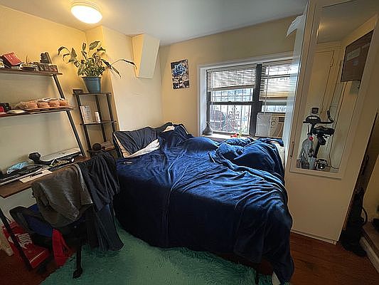 1st image of 11-04 34th Ave #2F