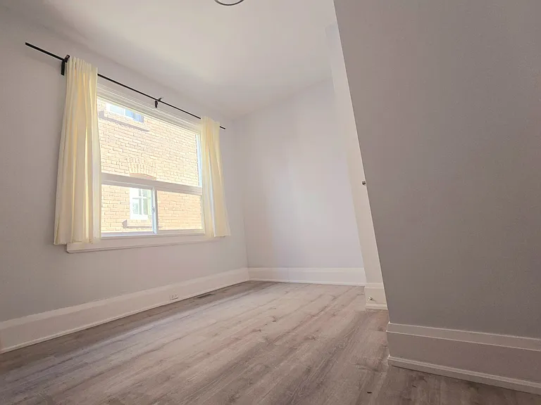 685 Greenwood Ave #MAIN — Photo 6