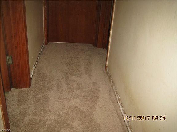 5th image of 77 N House Dr