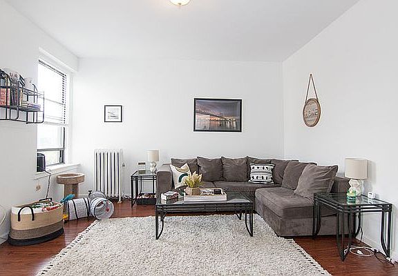 4th image of 24-05 28th St #4B