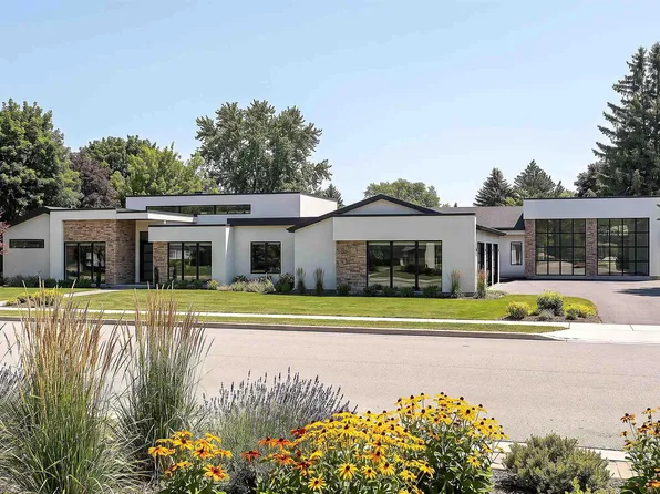 1399 W Newfield Dr, Eagle, ID 83616