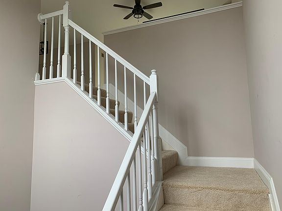 2nd image of 50 Sandstone Ct APT J
