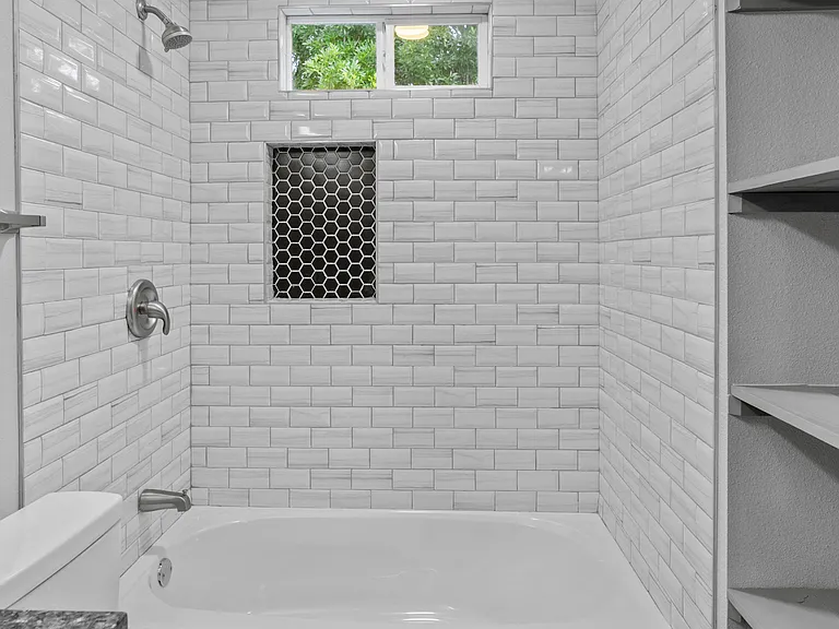 3102 Wildwood St #B — Photo 25