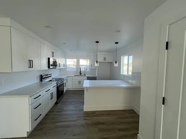 4816 Hedda St #1 — Photo 6