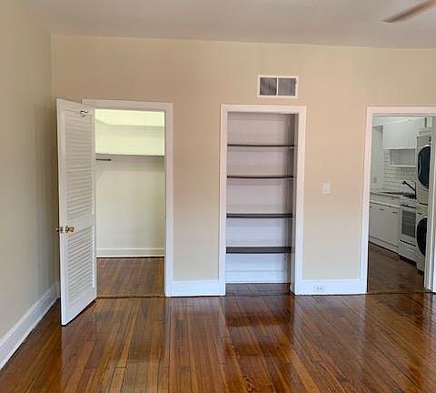 4th image of 1506 Bolton St #3