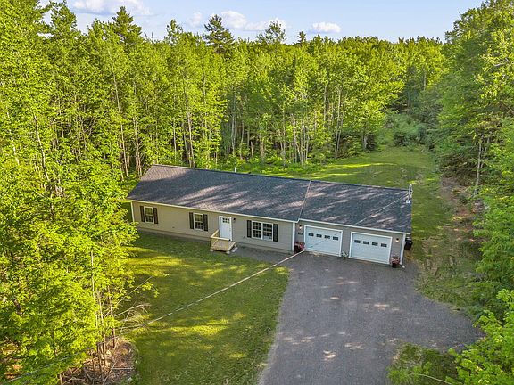 2nd image of 522 Avenue Road