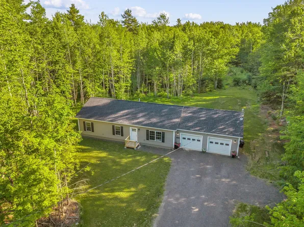 522 Avenue Road, Levant, ME 04456
