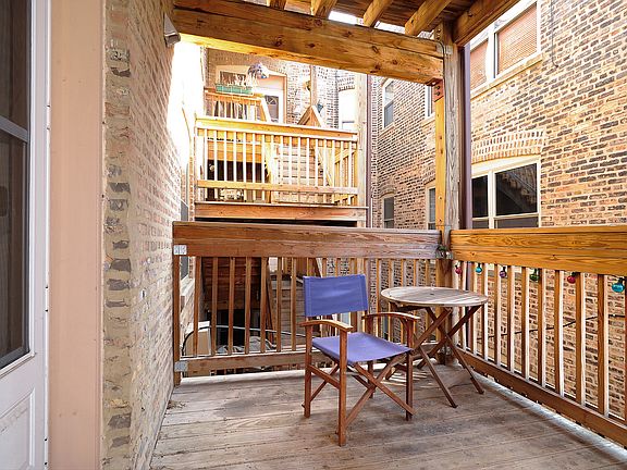 5th image of 1241 W Rosemont Ave APT 2W