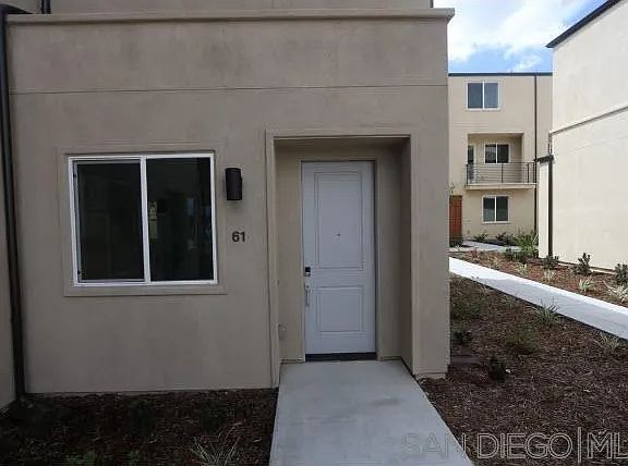 4th image of 5355 Seacliff Pl #61