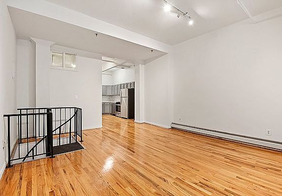 3rd image of 692 Metropolitan Ave #104
