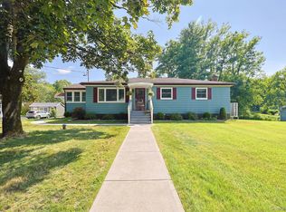 552 Lakeview Ter, Kingston, NY 12401