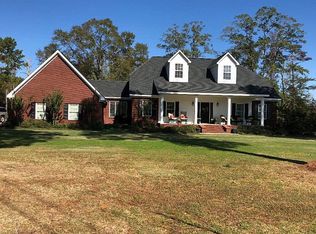 273 Lakeview Dr, Luverne, AL 36049