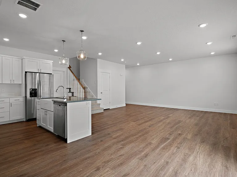 504 N 475 W #504 — Photo 11