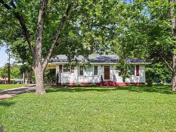 309 Cherokee Cir, Griffin, GA 30224
