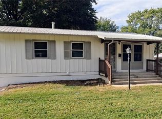 9218 McKinley St, Kansas City, MO 64138