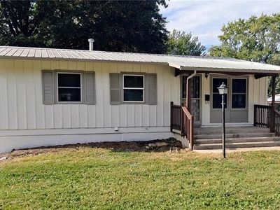 9218 McKinley St, Kansas City, MO, 64138
