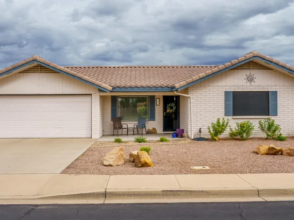 8026 E NOPAL Avenue, Mesa, AZ 85209