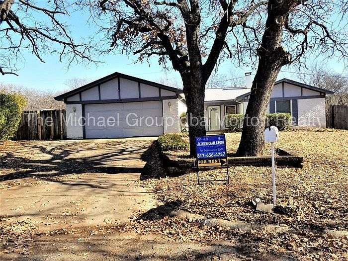 1st image of 7816 Briardale Ct