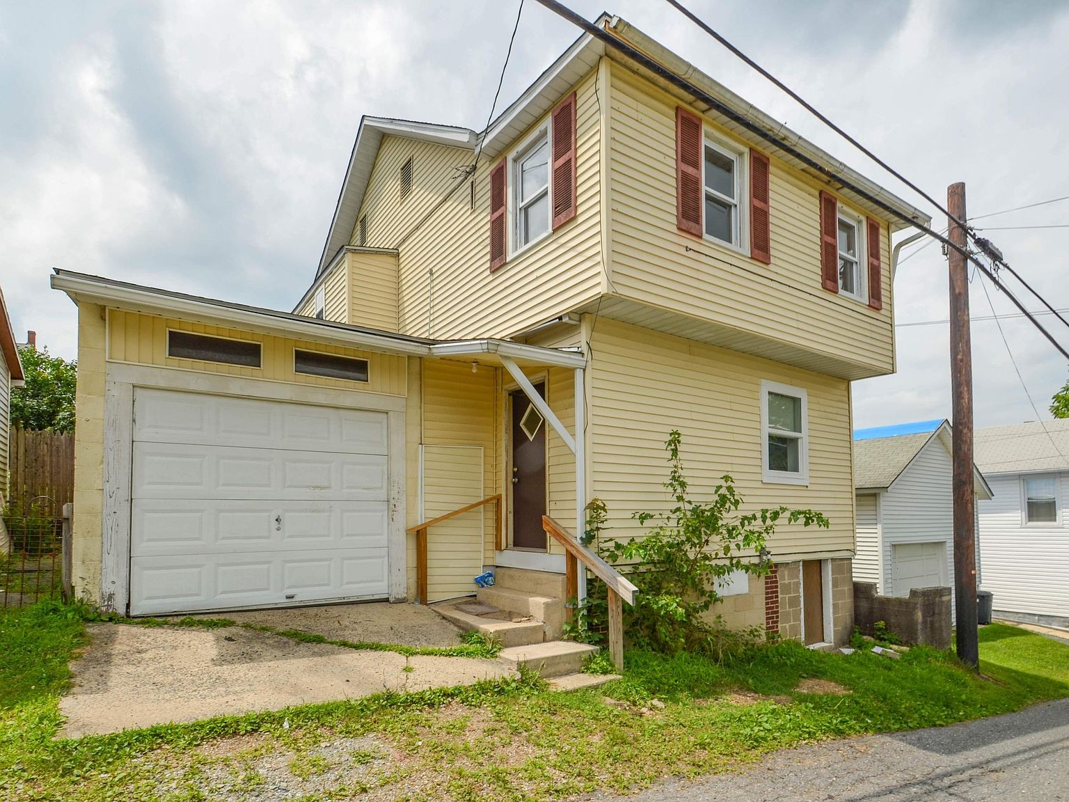 231 S 2nd St, Lehighton, PA 18235 | Zillow