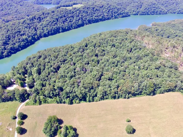 Na Tom Garrett Cemetery, Byrdstown, TN 38549