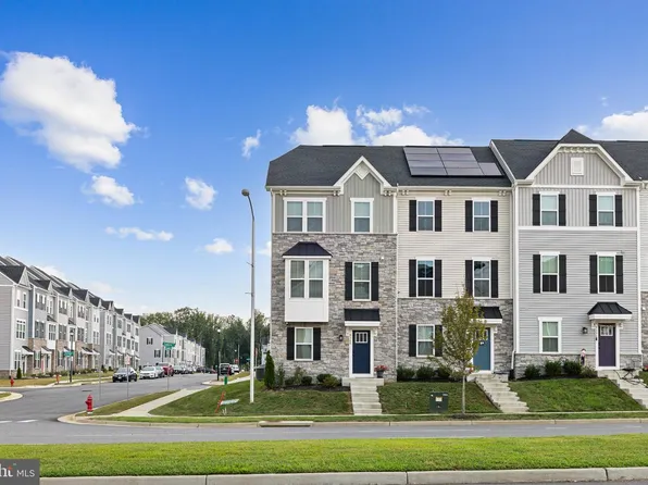 9360 Tanfield Dr, Fredericksburg, VA 22408