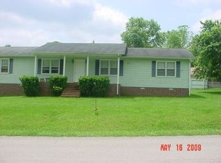 525B Woods Dr, Columbia, TN 38401