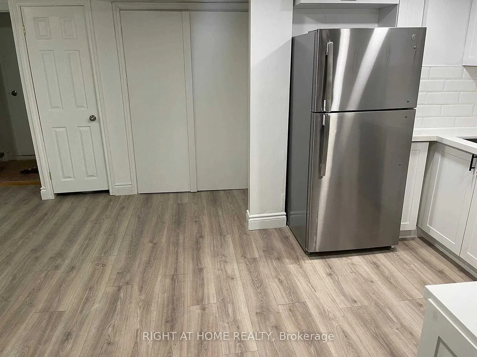 2 bed, $2,000 — Photo 4