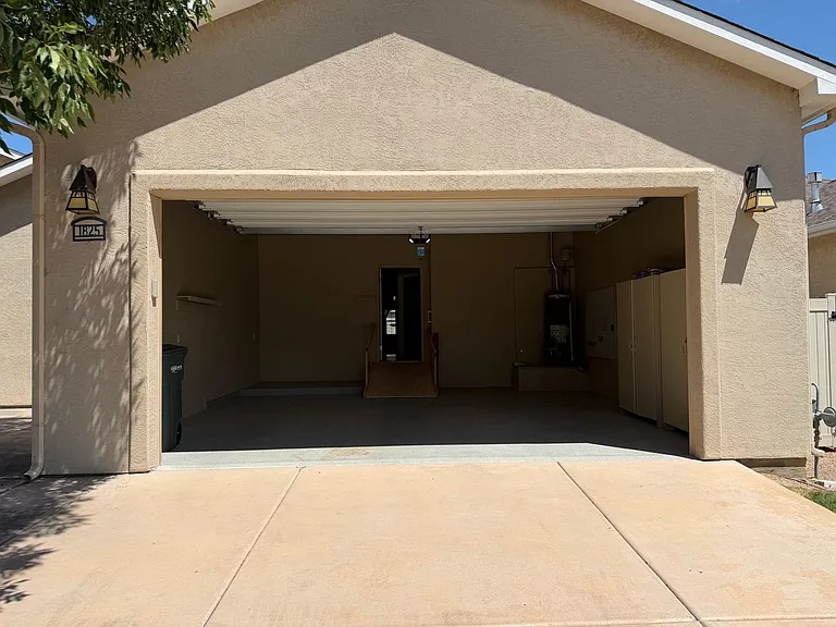 1825 Venetian Dr — Photo 22