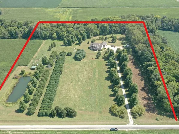2200 N County Road 2300e, Westfield, IL 62474
