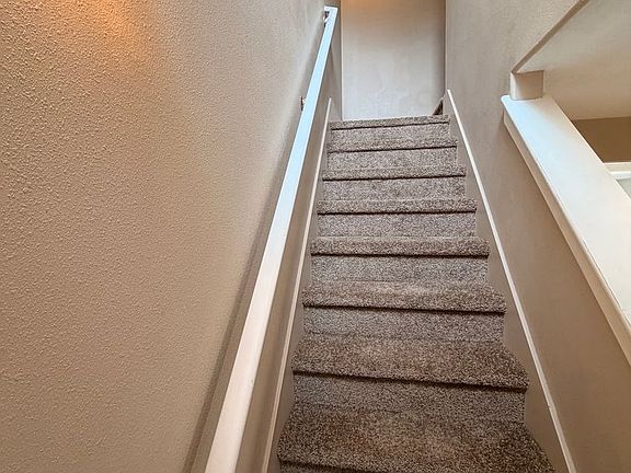 4th image of 27 W 4th St