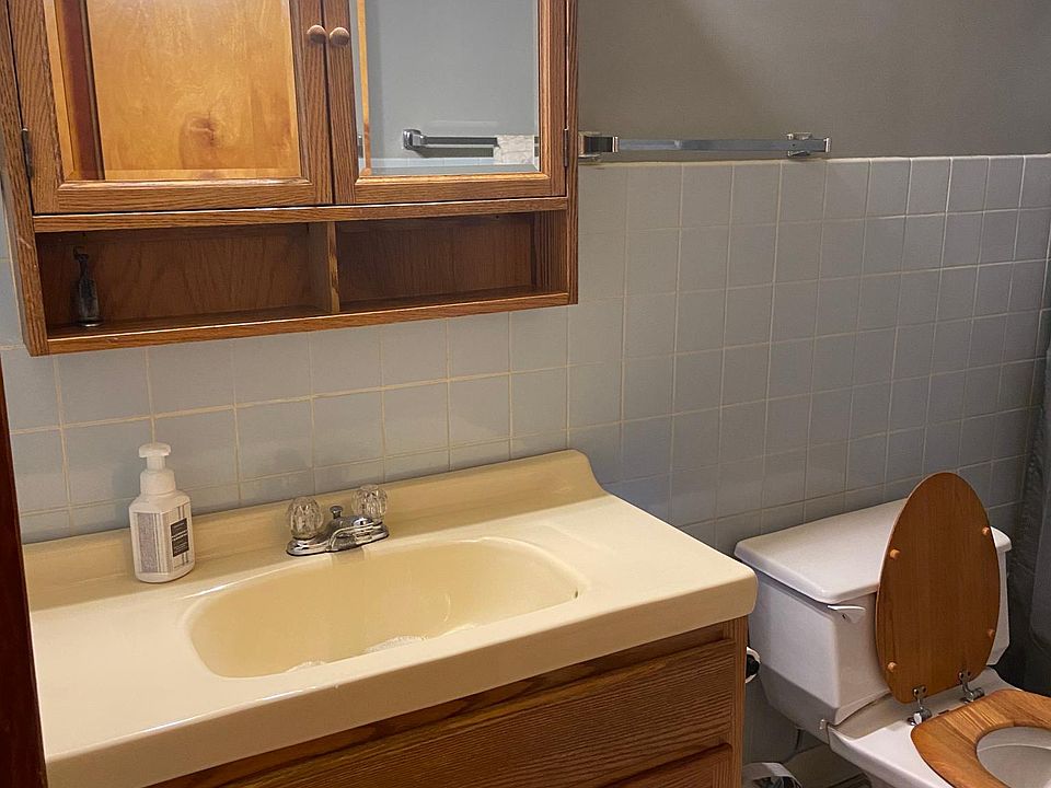 1st image of 334 S Highland Ave