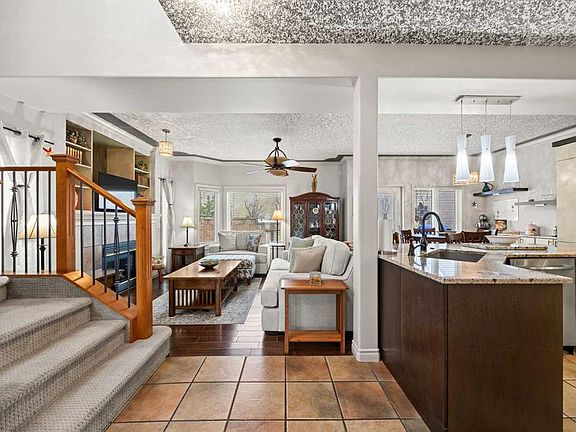 4th image of 100 S Signature Way SW #24