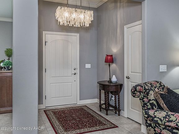 3rd image of 7405 Vail Dr