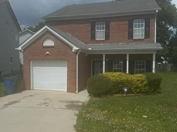 7570 Larchwood Ln, Riverdale, GA 30274