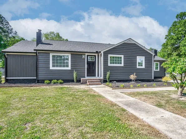 301 W John J Sharpe St, Rocky Mount, NC 27803