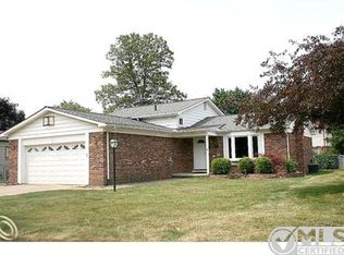 39563 Durand Dr, Sterling Heights, MI 48310