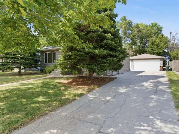 918 W 7th Ave, Mitchell, SD 57301
